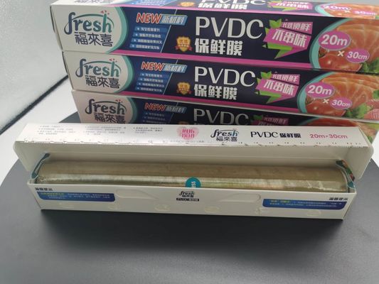 フィルムのPVDCの好みの保有物のストレッチ・フィルムの覆いを包む反霧の食品等級