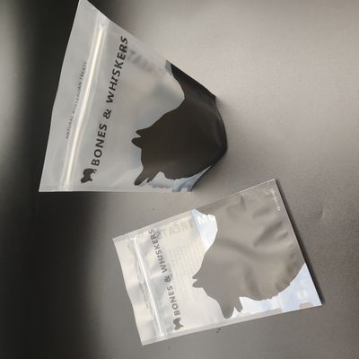 グラビア印刷はドッグ フード袋の再生利用できる薄板にされたペット フードの袋を印刷した